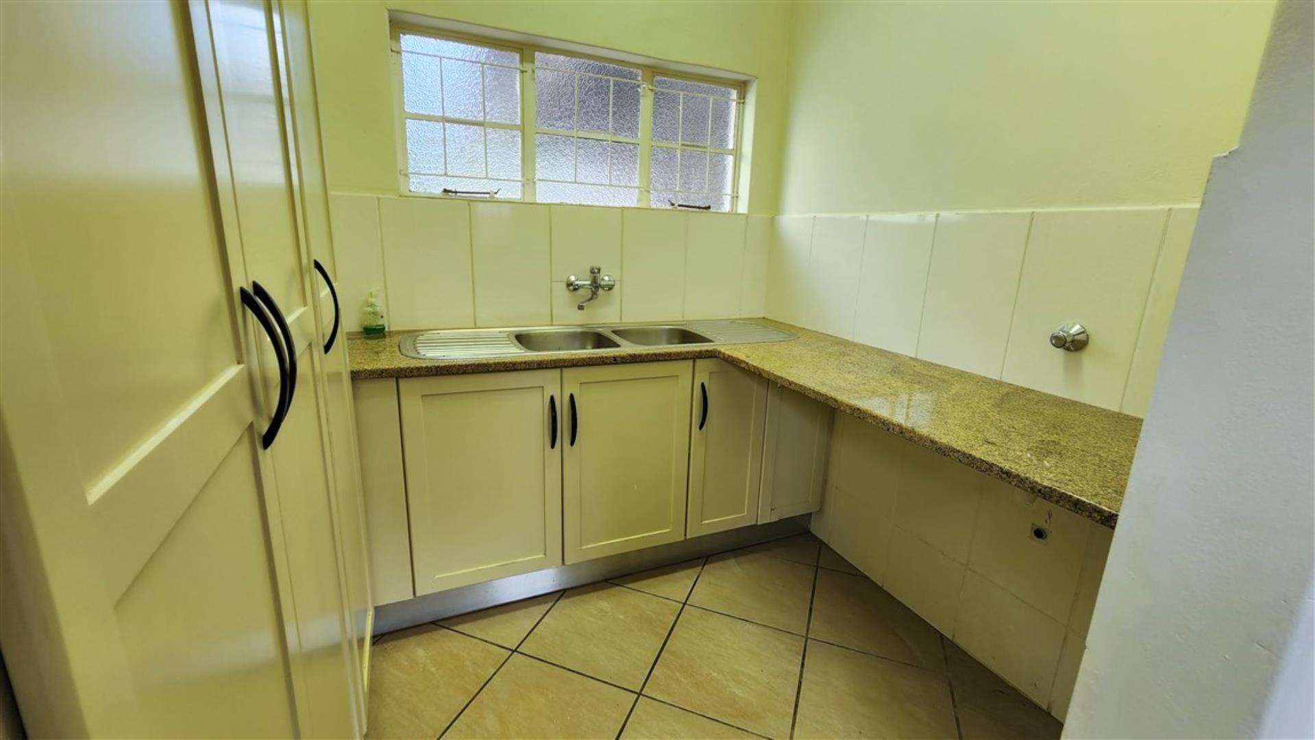 711662_Scullery.jpg