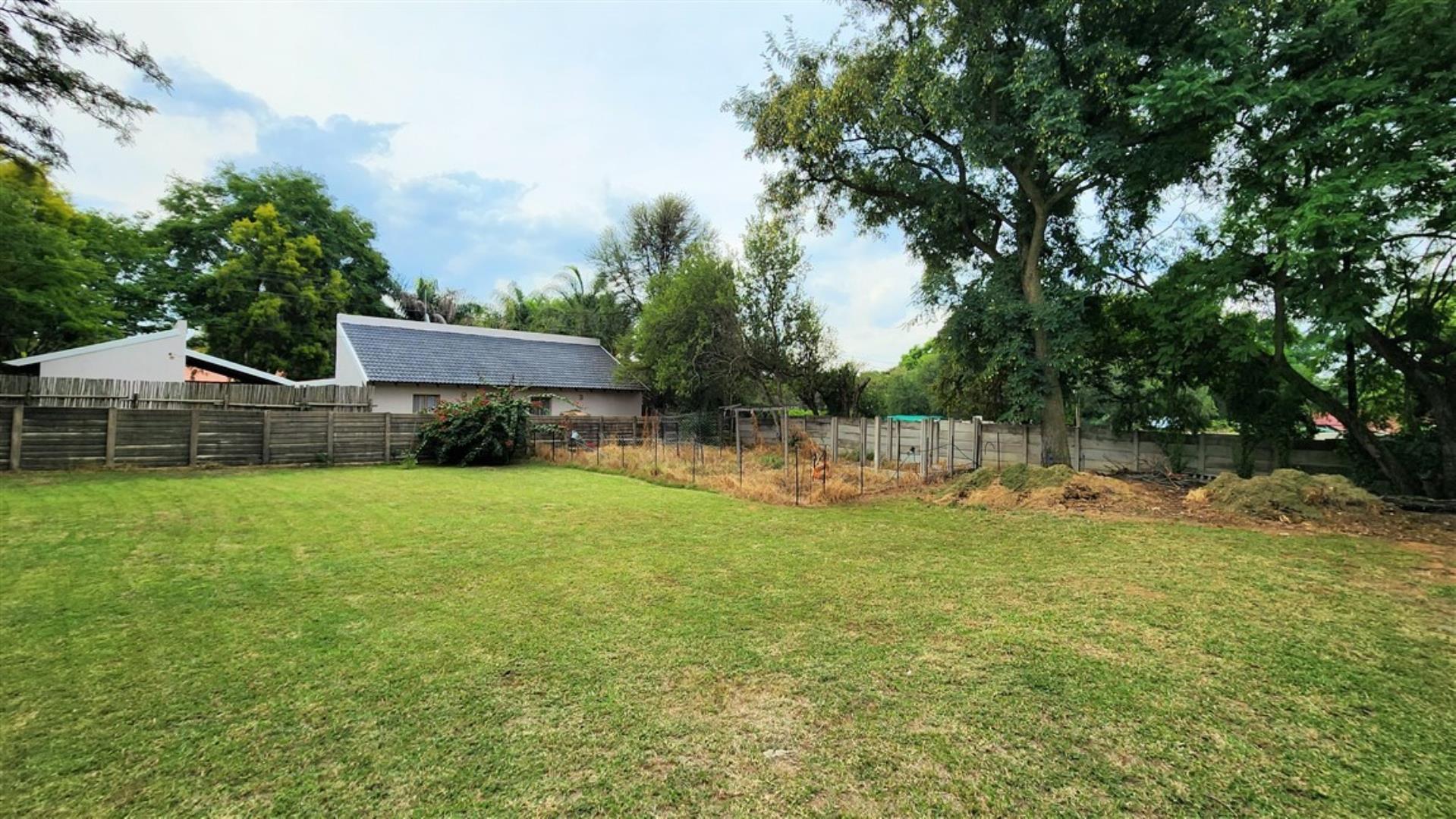 711662_Veggie_garden.jpg