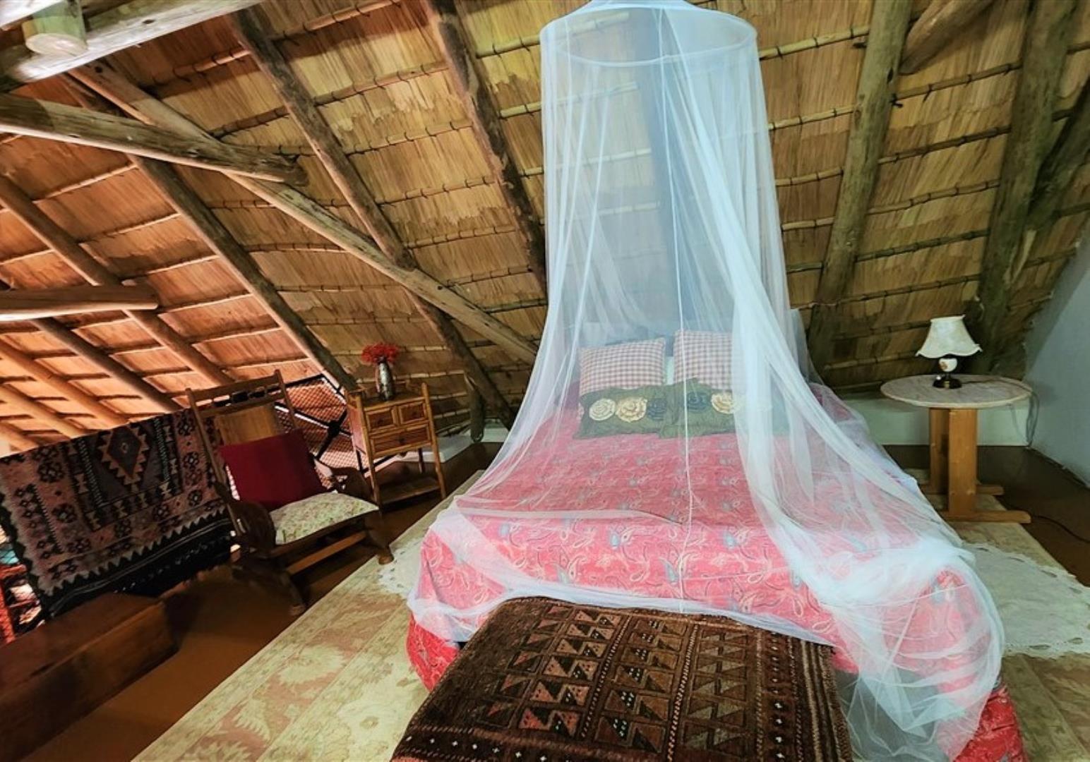 712310_H1_Loft_room.jpg