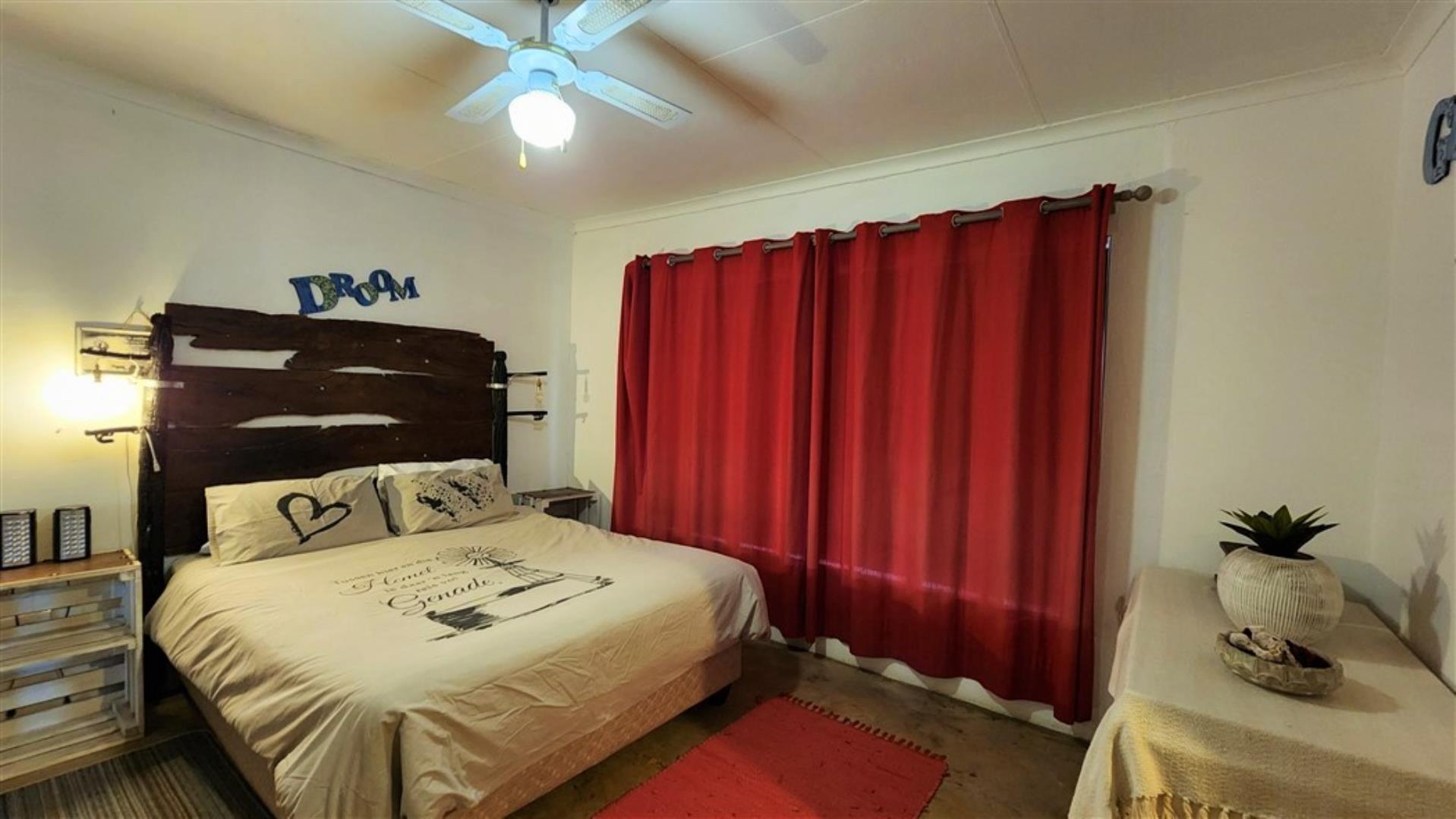 715586_Main_House_Bedroom.jpg