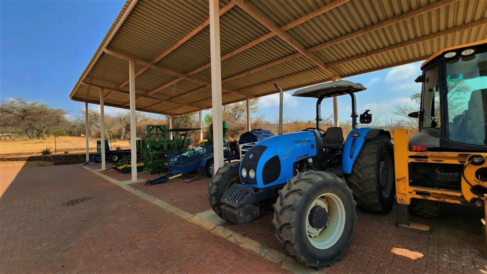 729229_Farm_Implements_1.jpg