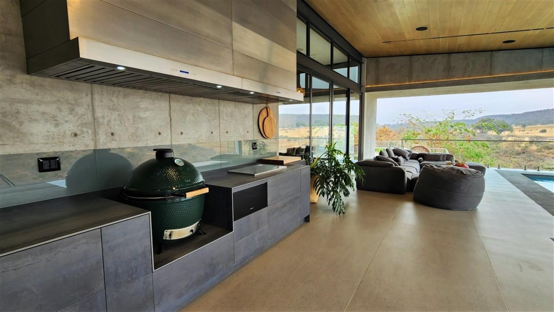 729229_Main_House_Egg_Kettle.jpg