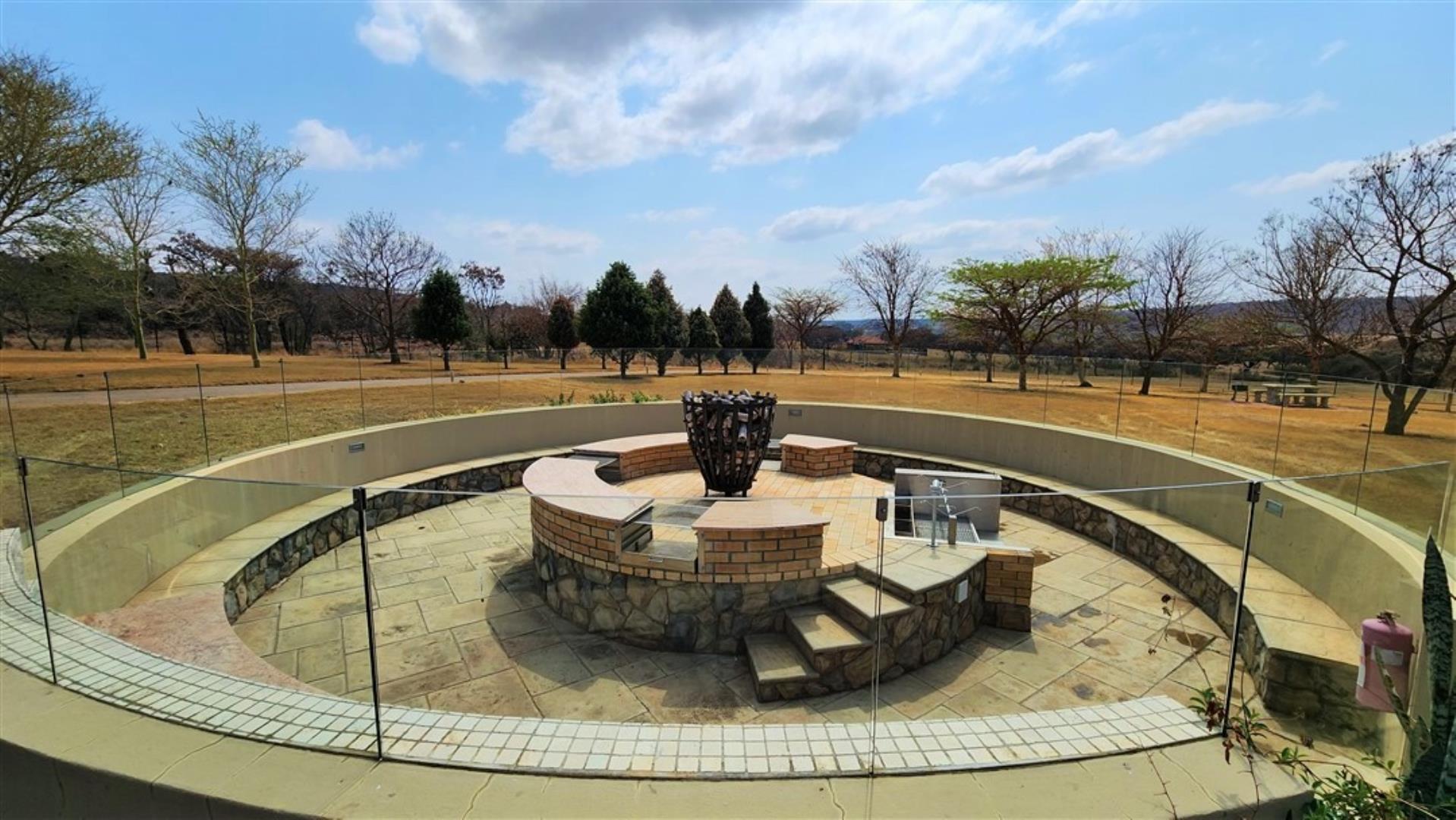 729229_Main_Lodge_Braai_Boma_1.jpg