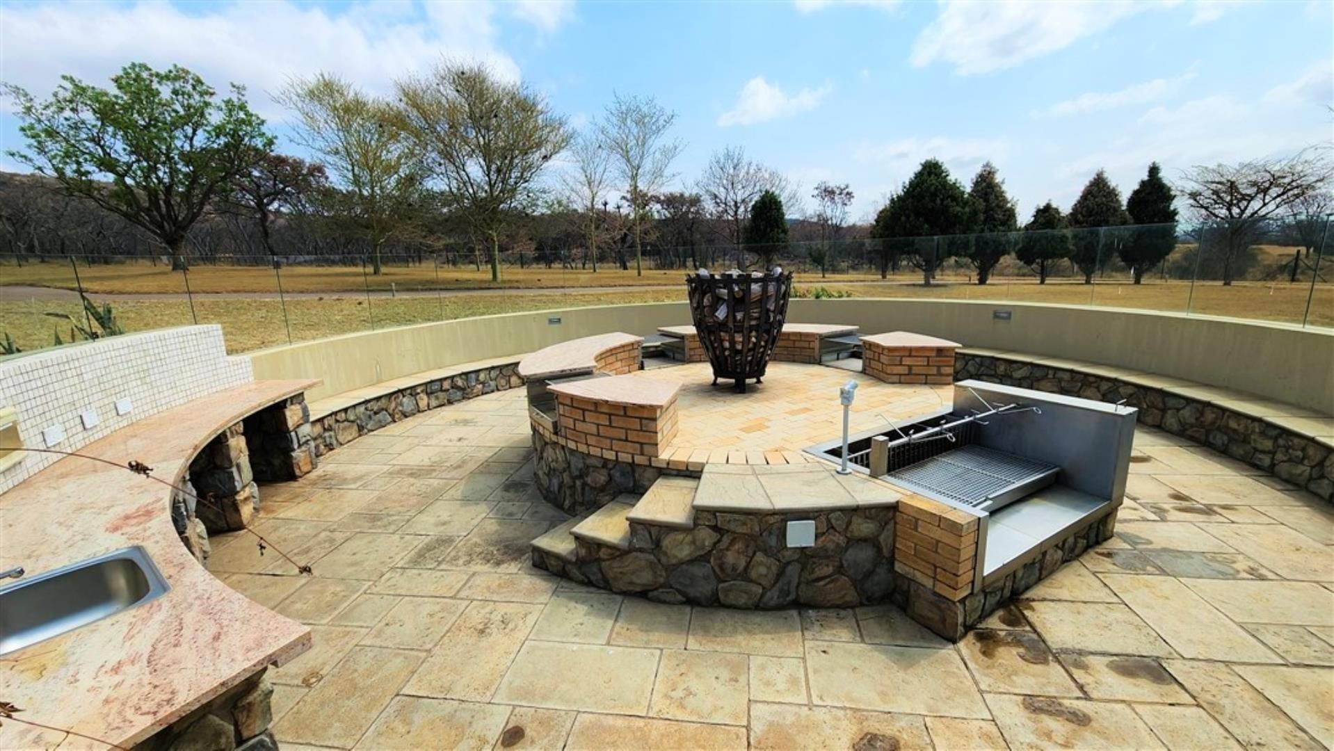 729229_Main_Lodge_Braai_Boma_2.jpg
