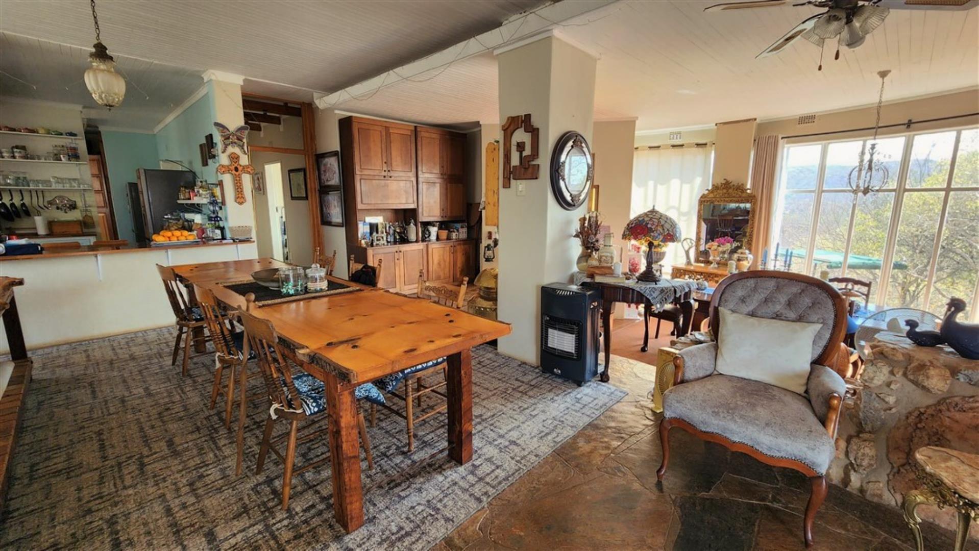 729529_Living_Open_area.jpg