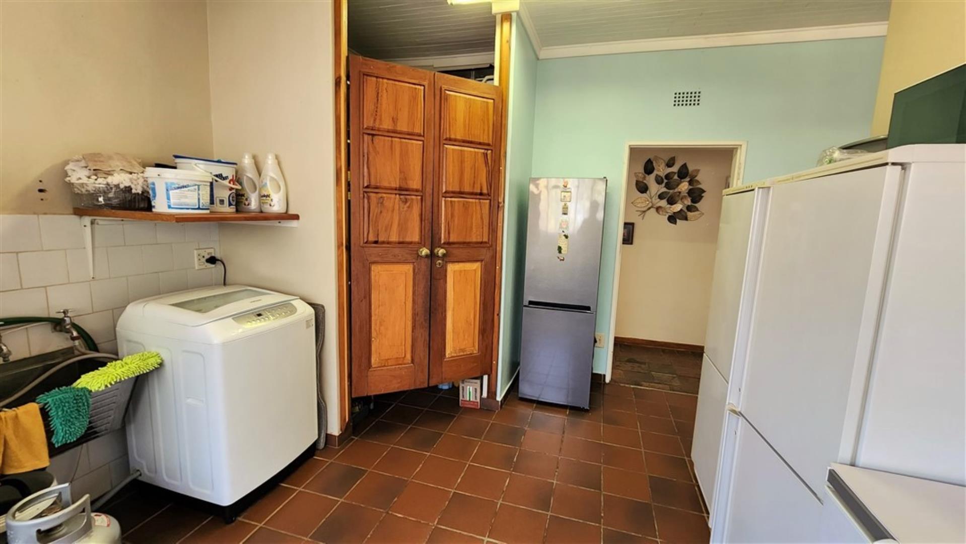 729529_Scullery_-_Laundry.jpg