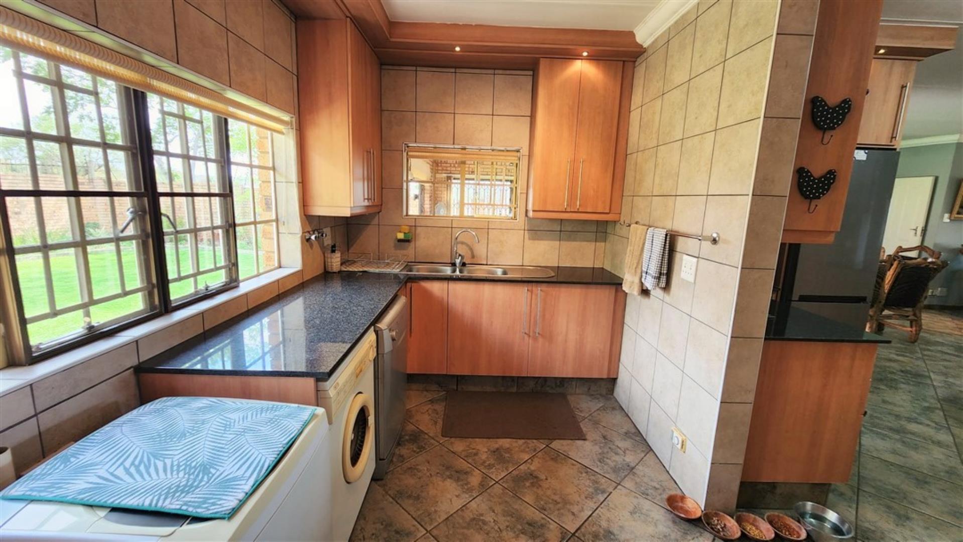 730015_Scullery_a.jpg