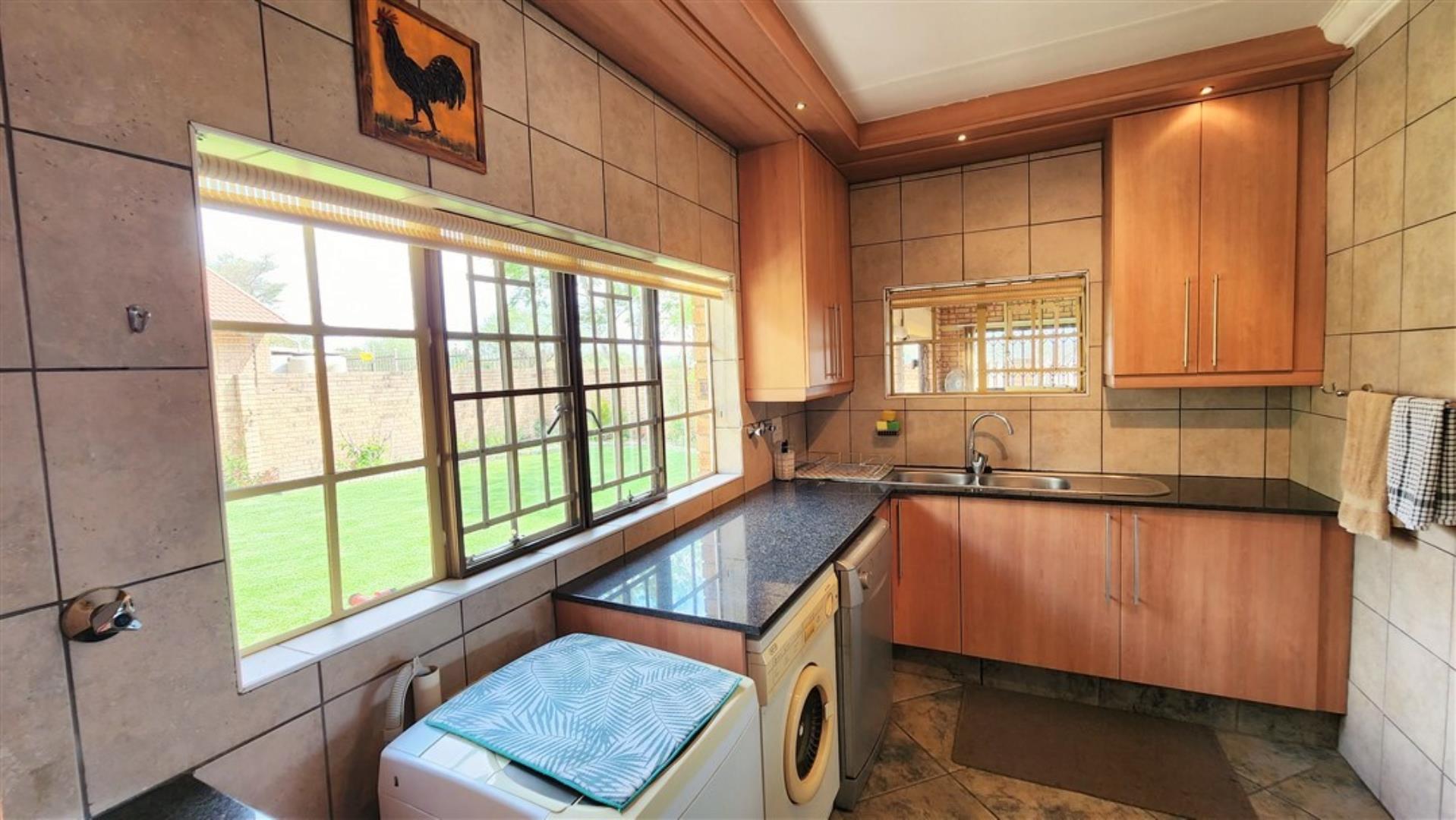 730015_Scullery_b.jpg