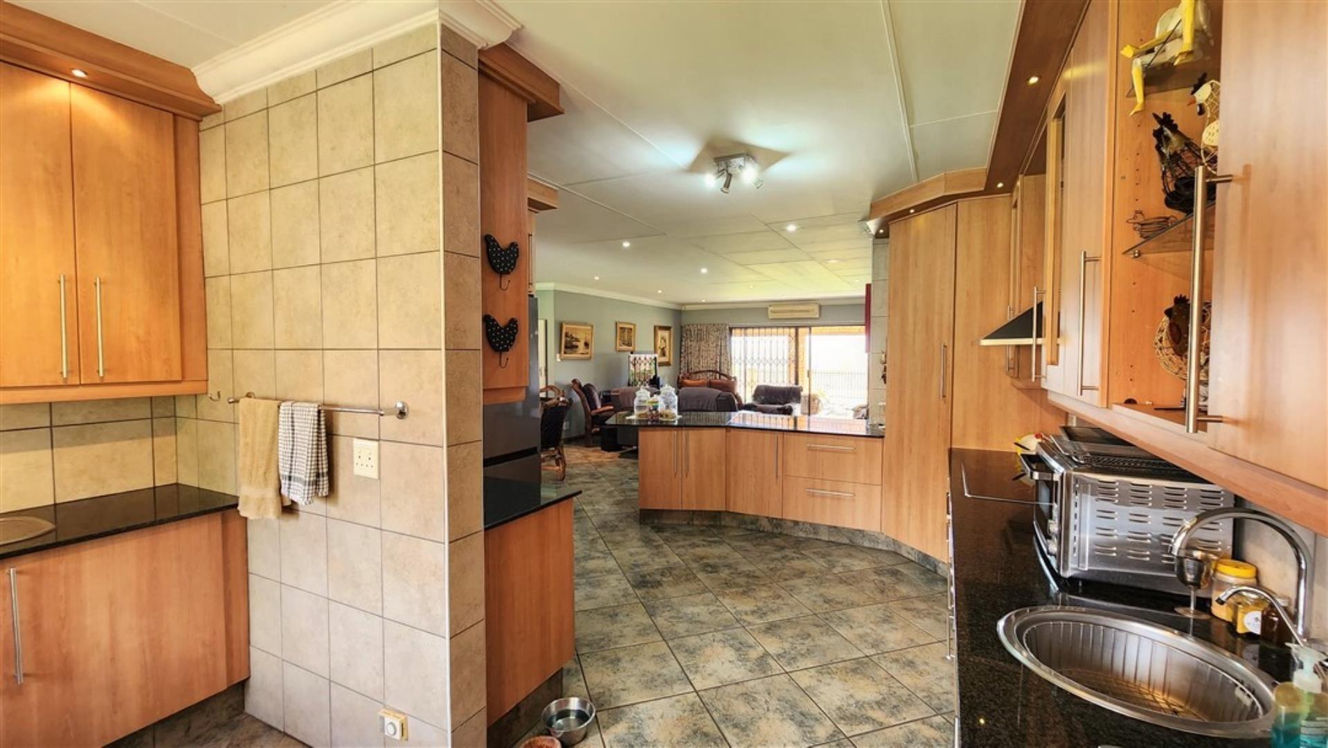 730015_Scullery_c.jpg
