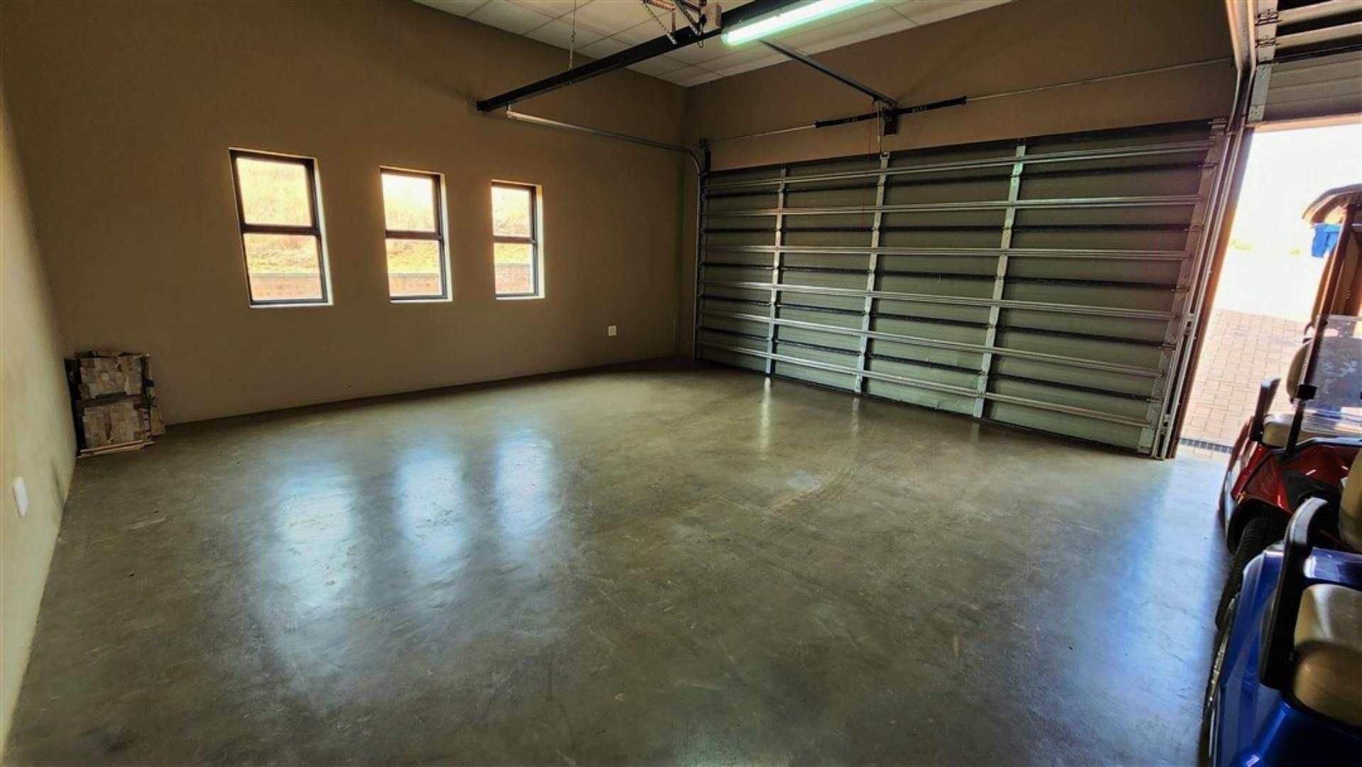730902_Double_Automated_Garage.jpg