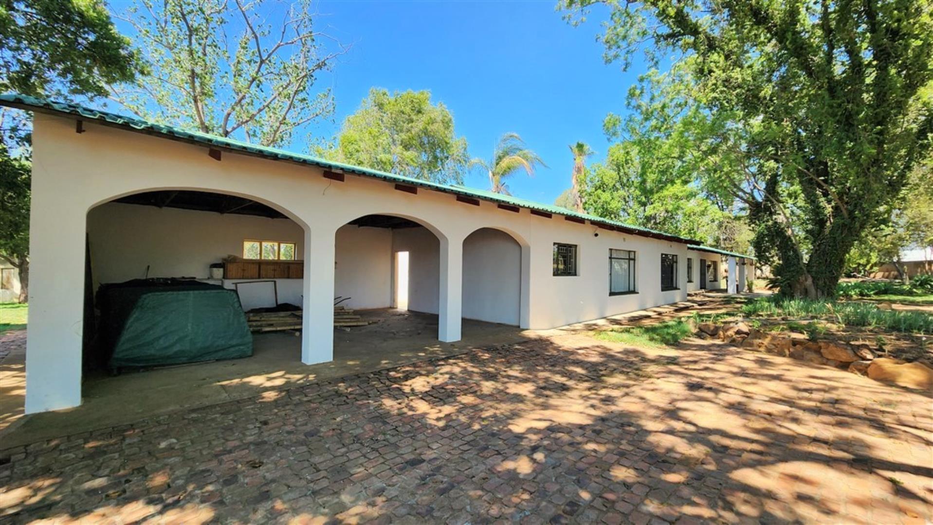 731183_Second_Farm_House_2.jpg