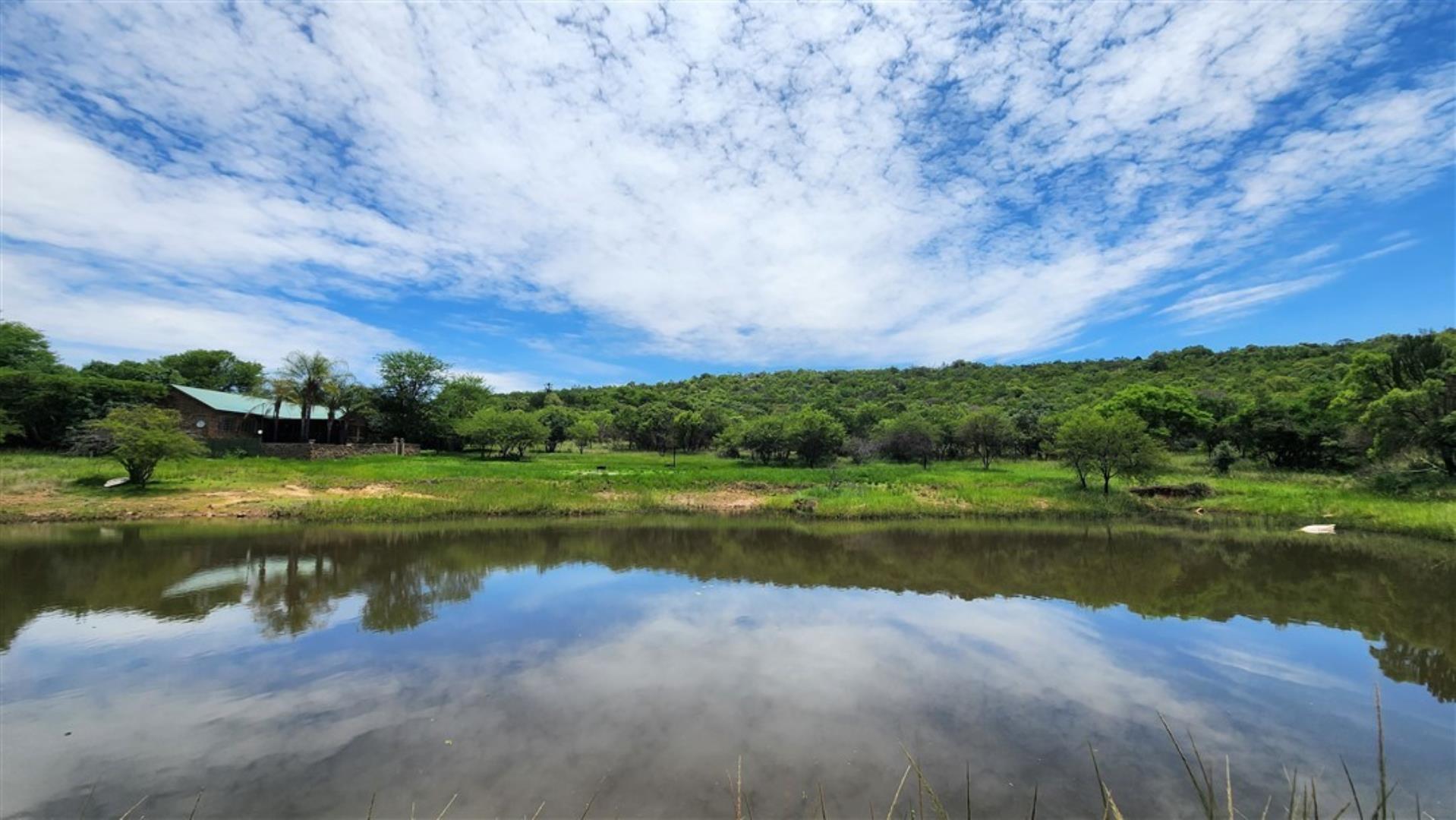 731548_Dam_to_House_View_2.jpg