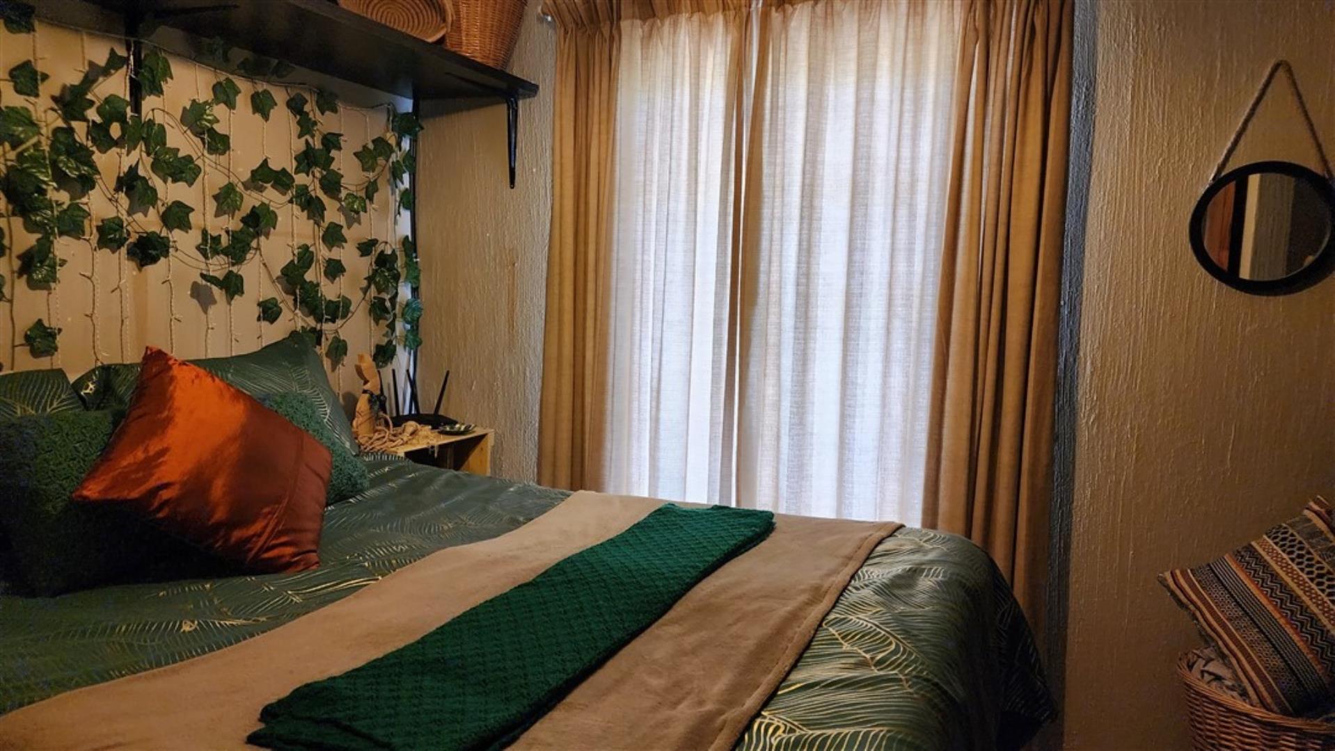731548_House_2_Bedroom_2.jpg