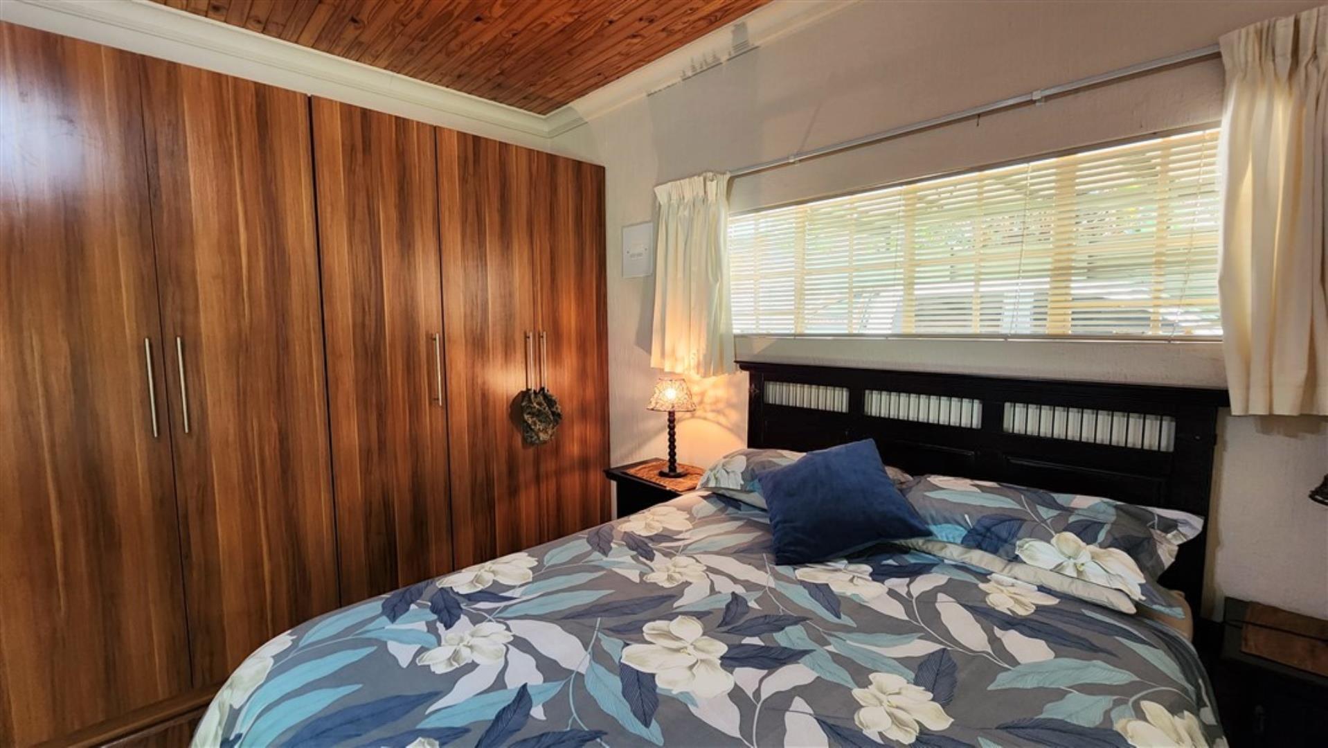 731548_Main_House_Bedroom_3a.jpg