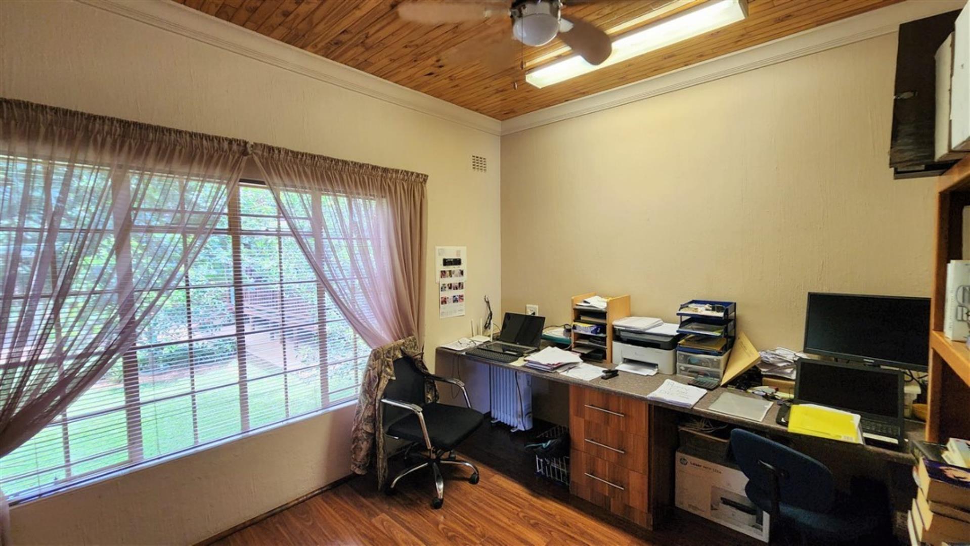 731548_Main_House_Office_.jpg