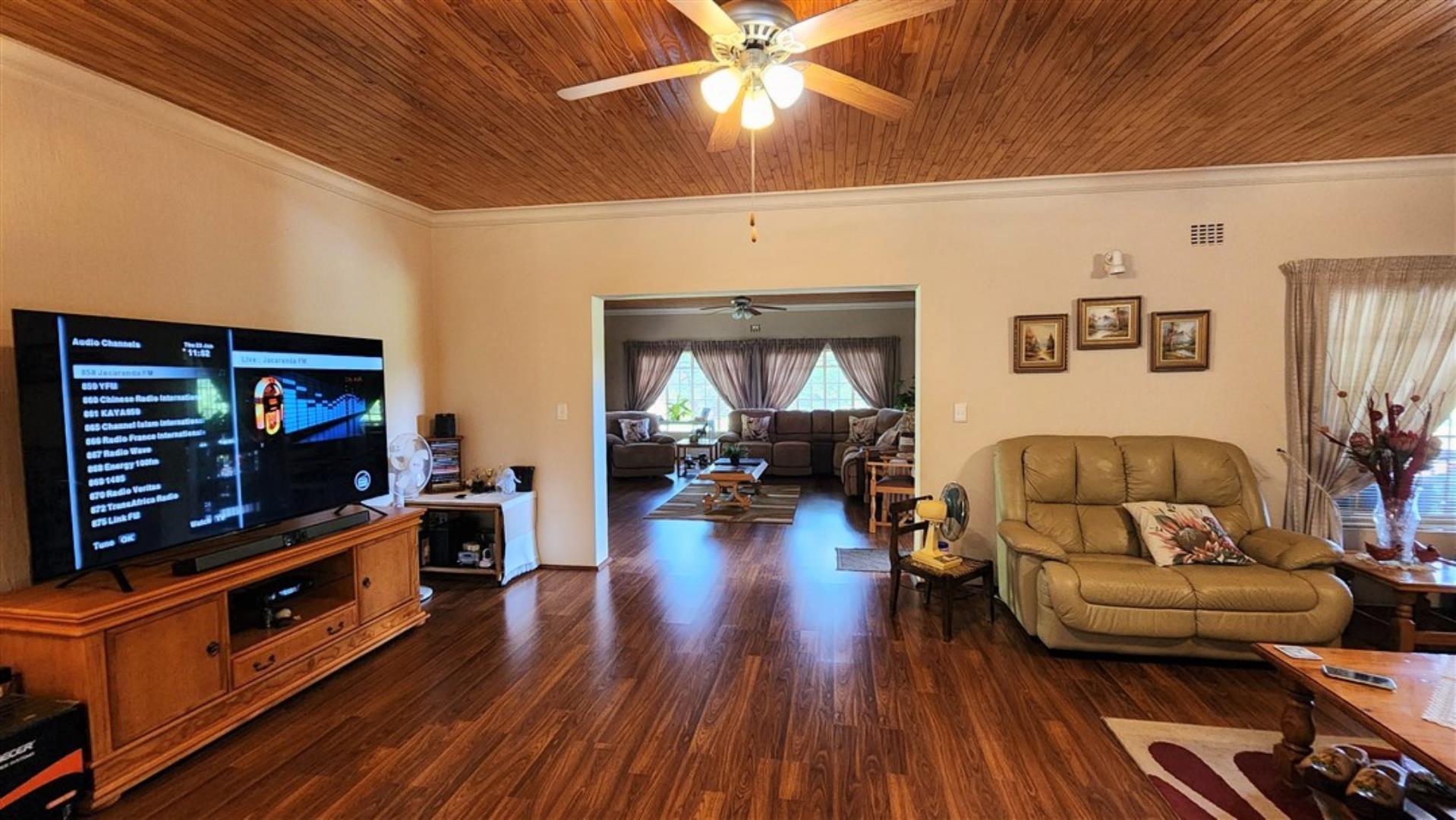 731548_Main_House_TV_.jpg