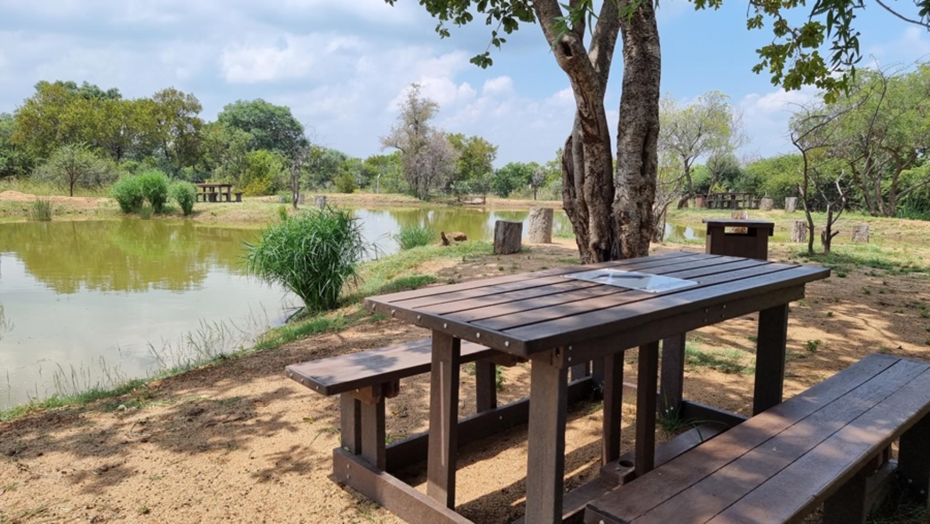 732043_664ha_Private_Game_farm_and_Lodge_within_a_Big_5_Game_Reserve_FOR_SALE_(23).jpg