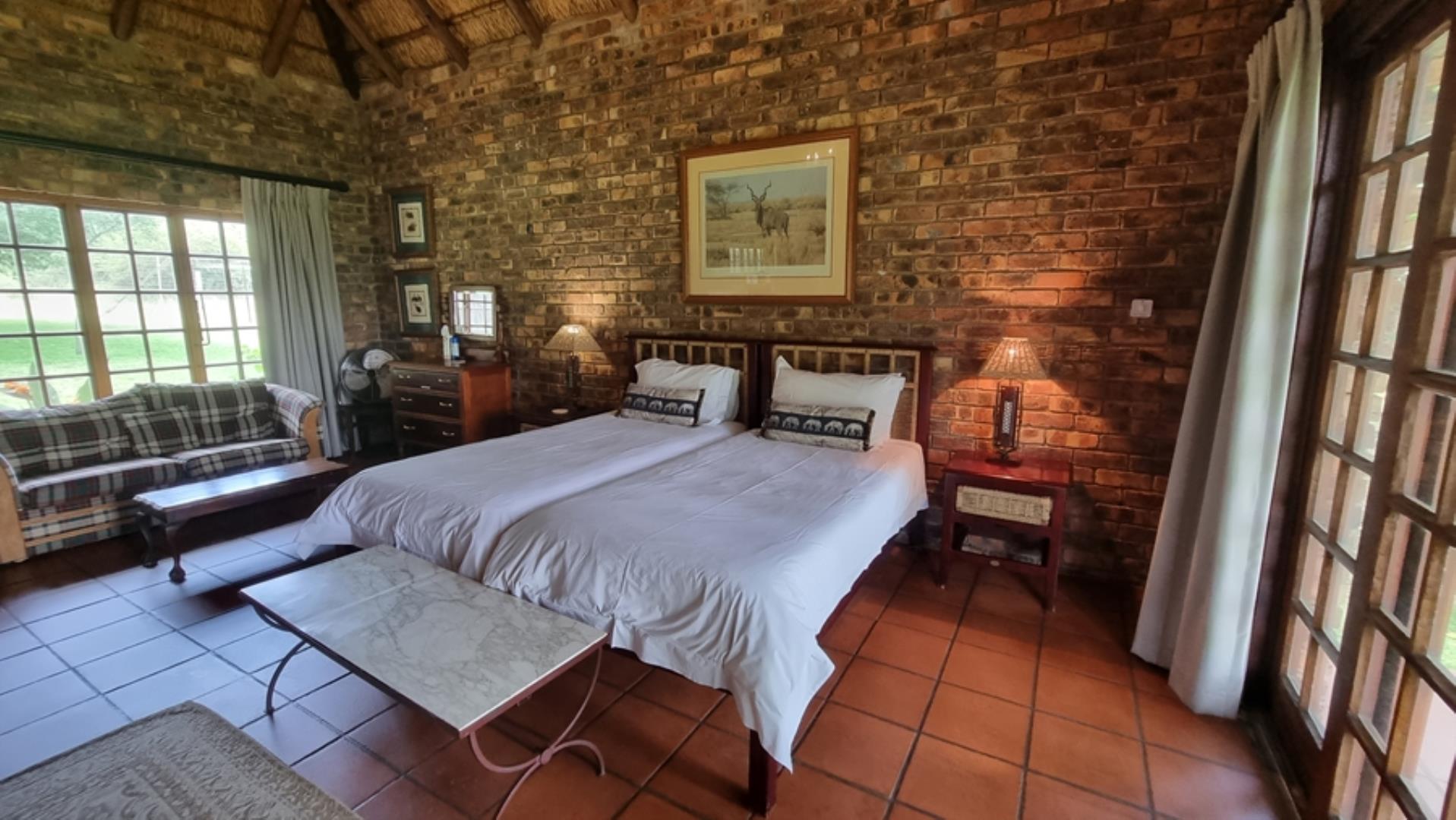 732043_664ha_Private_Game_farm_and_Lodge_within_a_Big_5_Game_Reserve_FOR_SALE_(53).jpg
