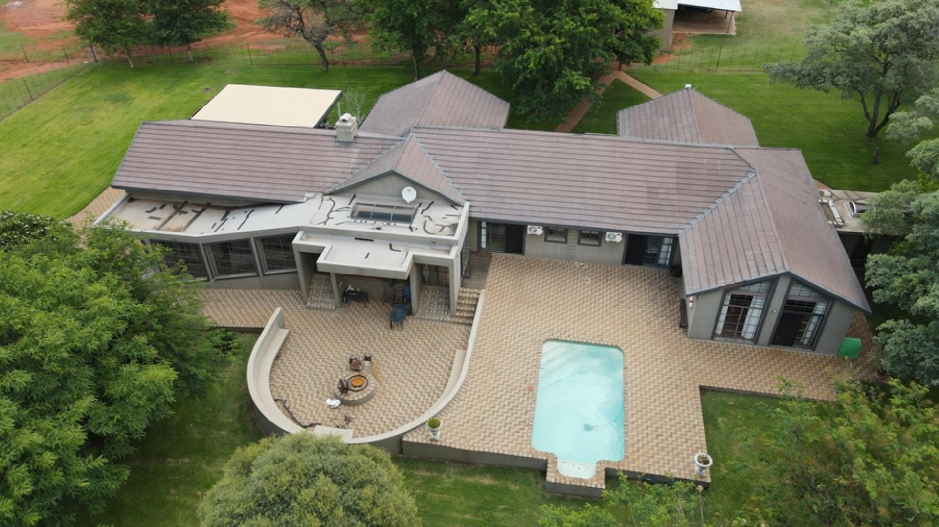 9 Bedroom Farm for Sale - Limpopo