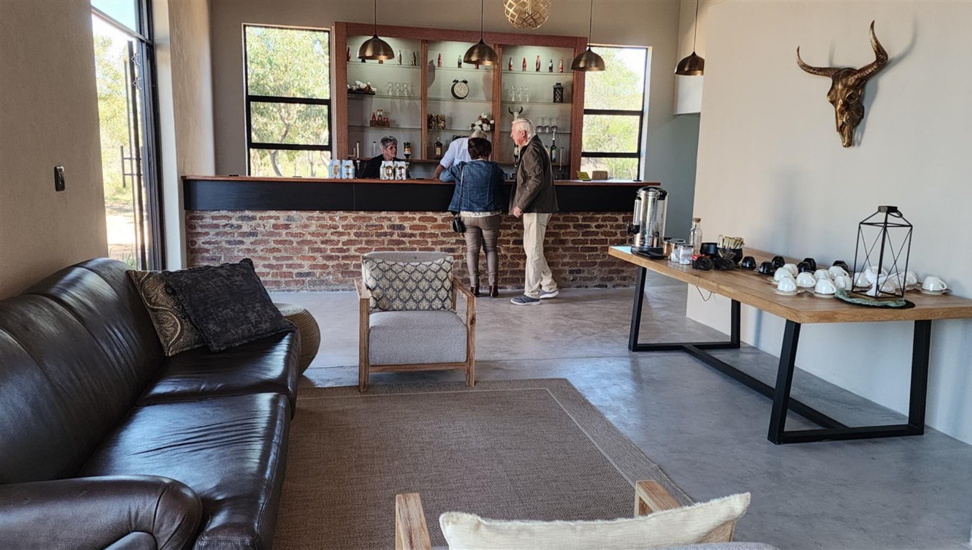 765859_Bar_Counter_1.jpg