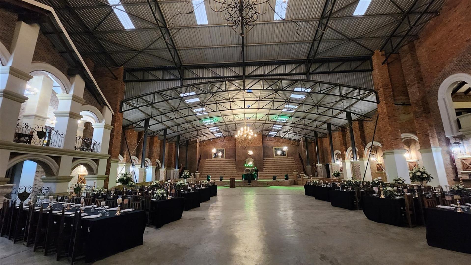 769162_Function_Hall_from_Entrance_1_1.jpg