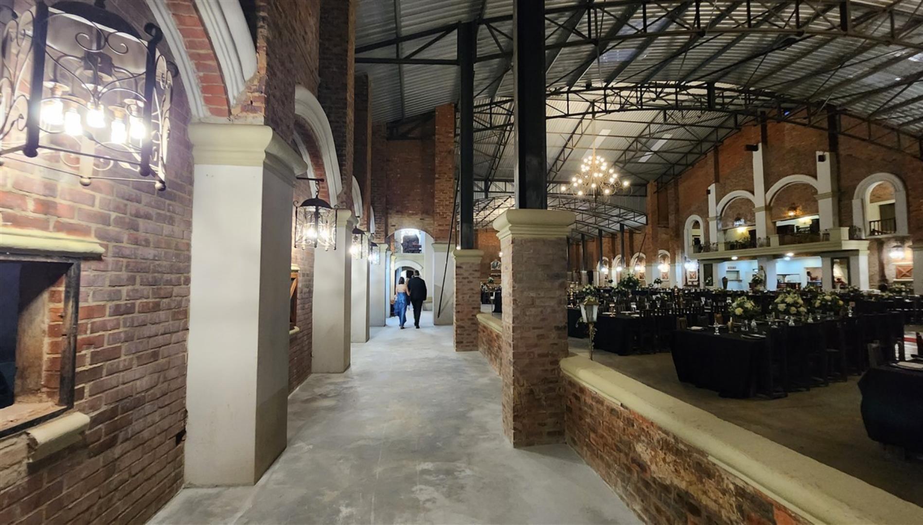 769162_Side_Walkway_1.jpg