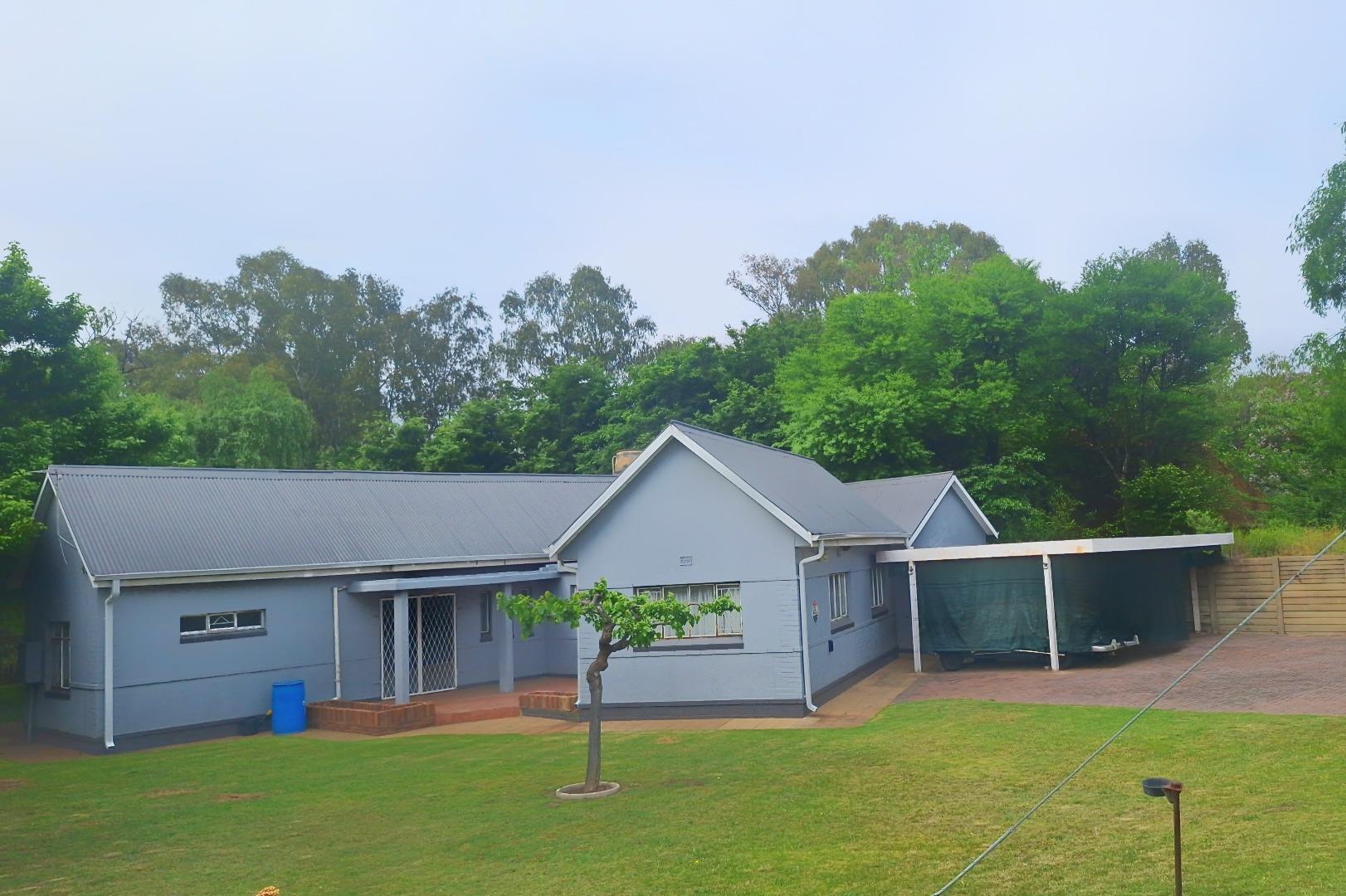 3 Bedroom Farm for Sale - North West